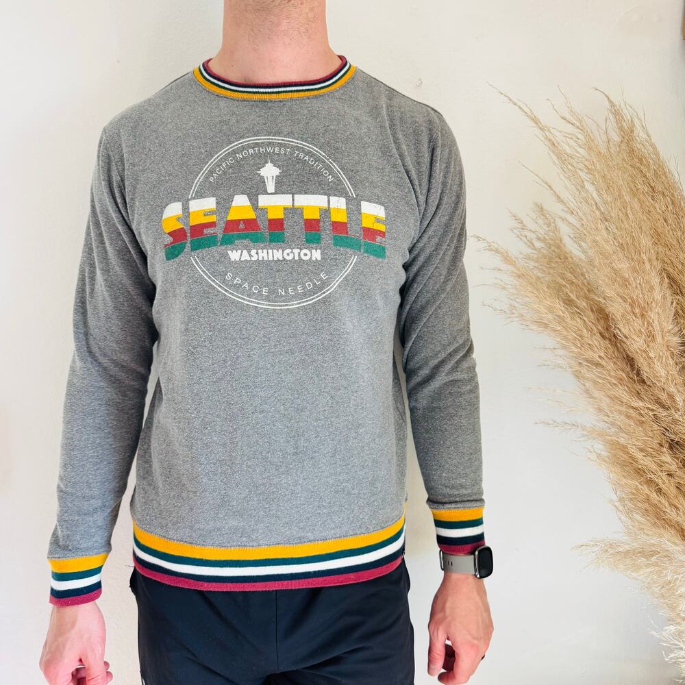 SEATTLE Space Needle Grey Gray Red Gold White Logo Stripe $85 Pullover Sweater S